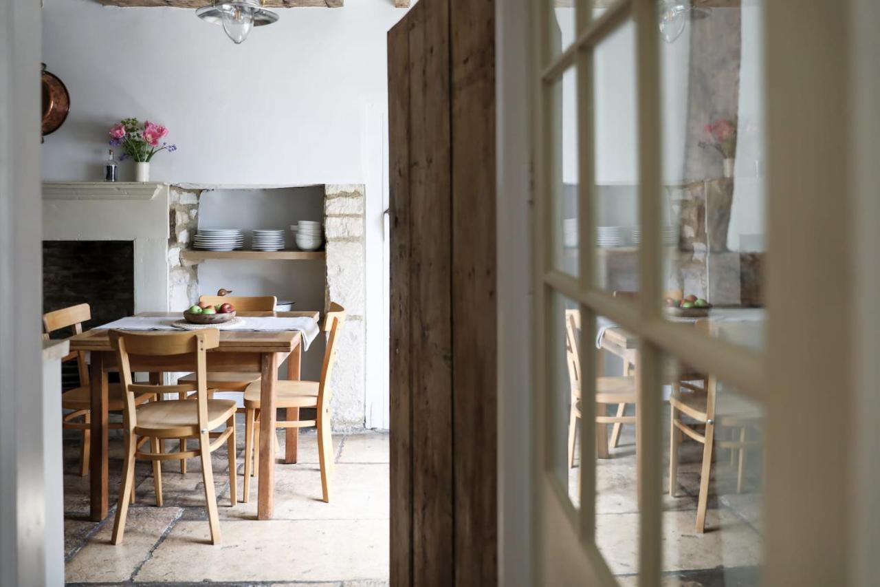 Coombers Mead Cottage Тетбери Экстерьер фото