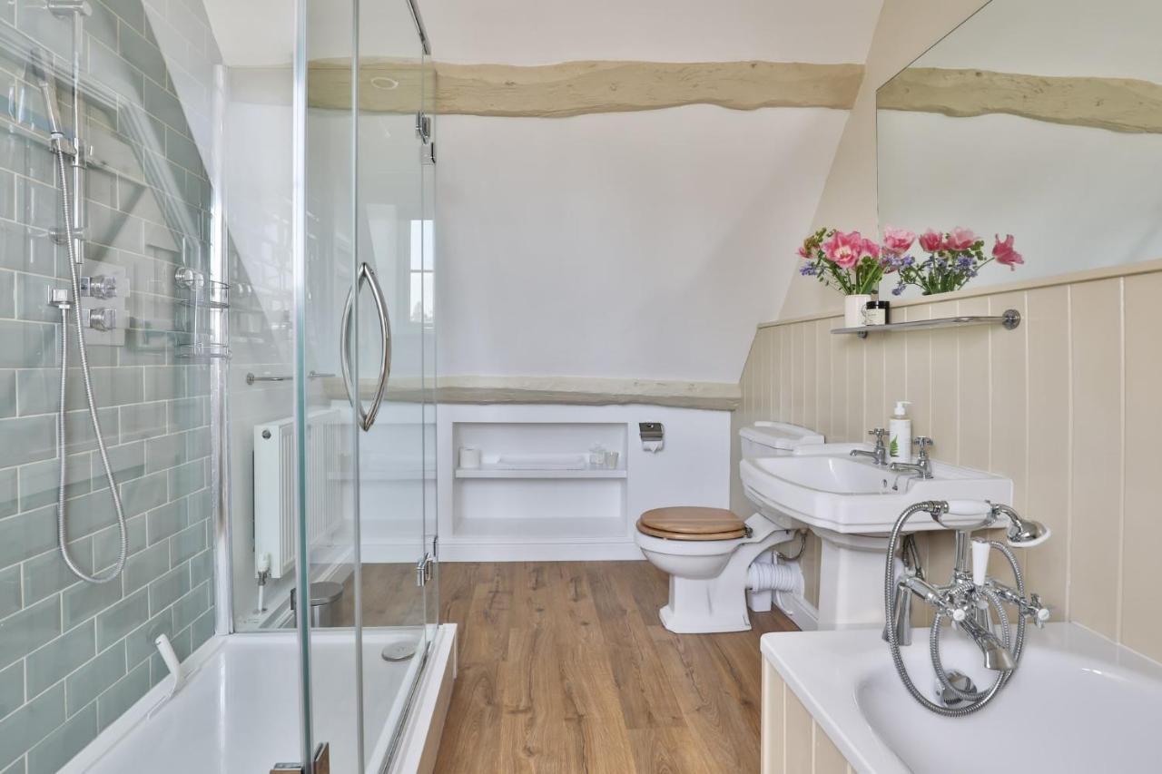 Coombers Mead Cottage Тетбери Экстерьер фото
