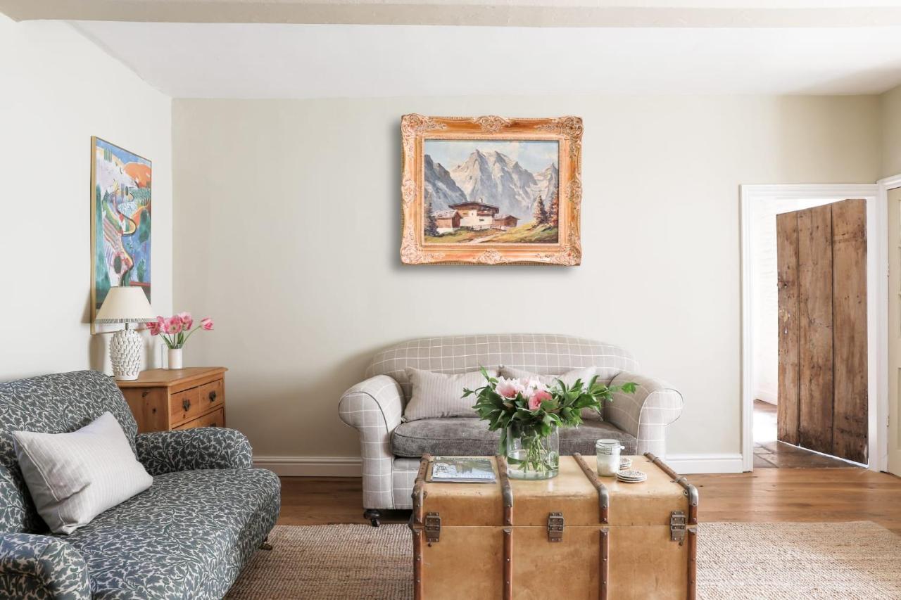 Coombers Mead Cottage Тетбери Экстерьер фото
